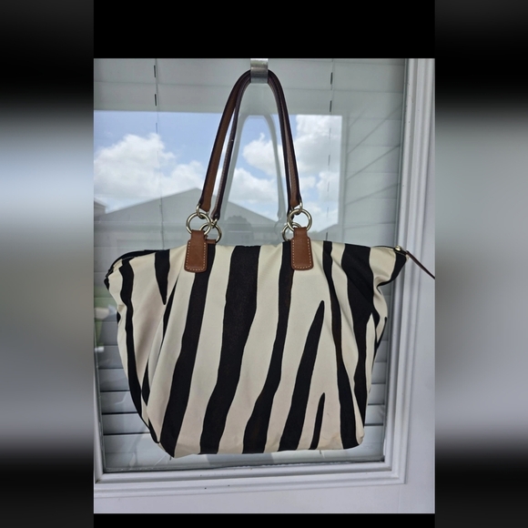 VTG Dooney & Bourke Zebra Print Tote Bag Nylon Leather Trim White Black Brown - Picture 9 of 15